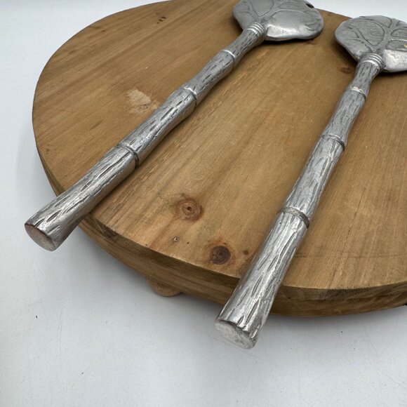 Garden Lettuce Cabbage Leaf Salad Tongs Serving Spoons Sand Cast Alloy Metalware - Picture 5 of 9